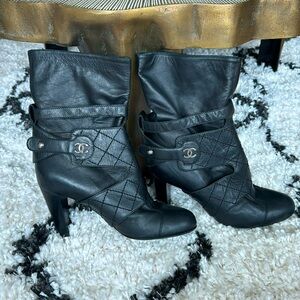 Chanel vintage quilted booties